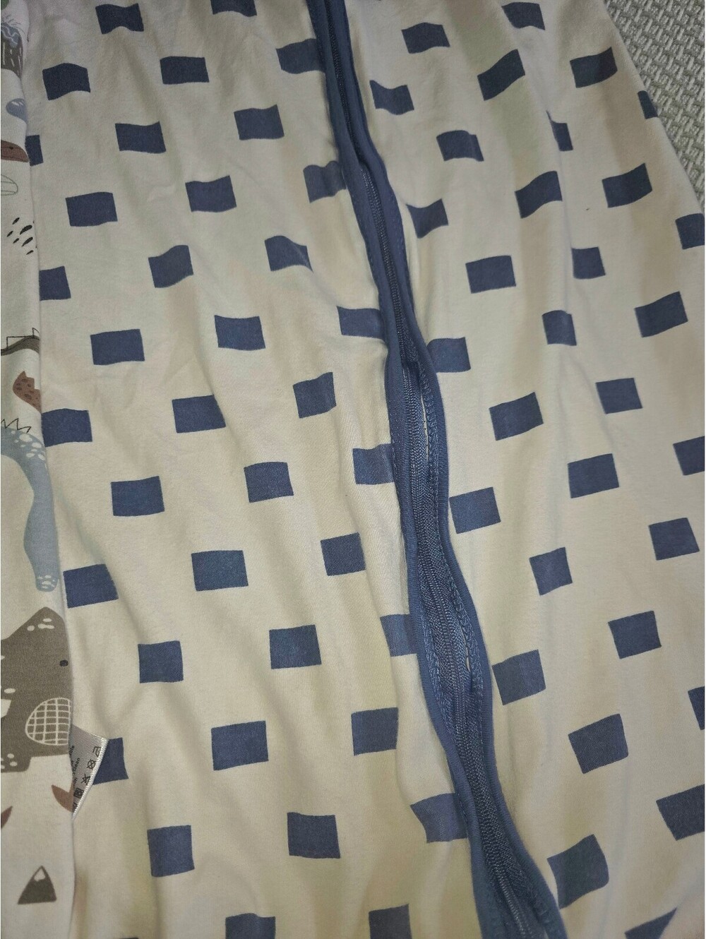 Lot of two baby sleep sacks size 6 to 12 months - Picture 7 of 8